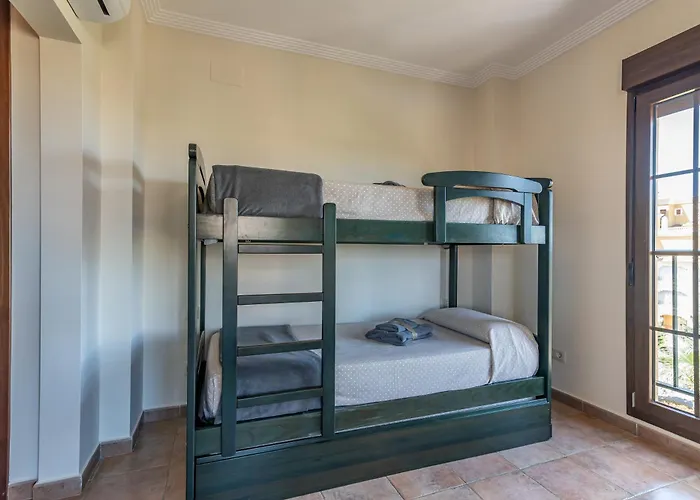 Los Albatros By H - Playa De Los Haraganes Hahb30P190